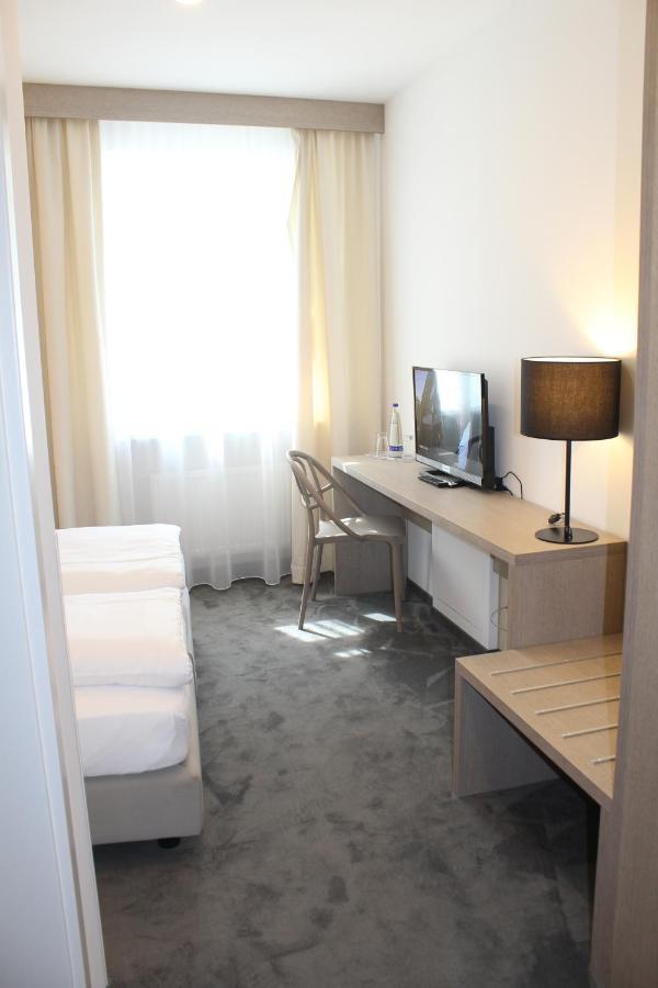 Garni Hotel Schmaus Viechtach Dış mekan fotoğraf